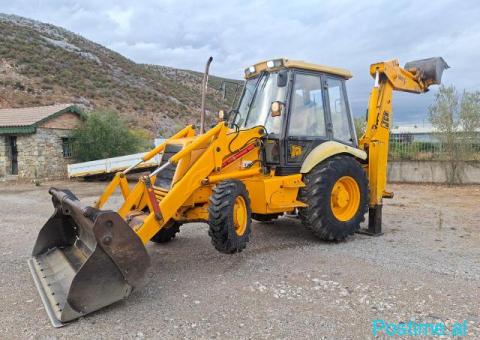 Shitet jcb 3cx me doganë gati per targa..0688317998