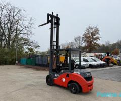 Pirun Tailift EFD35 Diesel