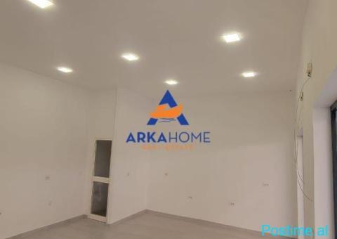 SHITET DYQAN 33 M2 'RRUGA MUJO ULQINAKU' 150.000 EURO