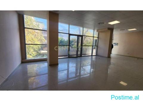 +355692089893 Japim Ambient Komercial Me Qira në zonën e Ish - 3/6
