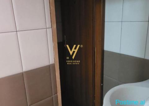 JEPET ZYRE 286 M2 ME QIRA TEK ISH EKSPOZITA 150.000 LEKE - 2/3