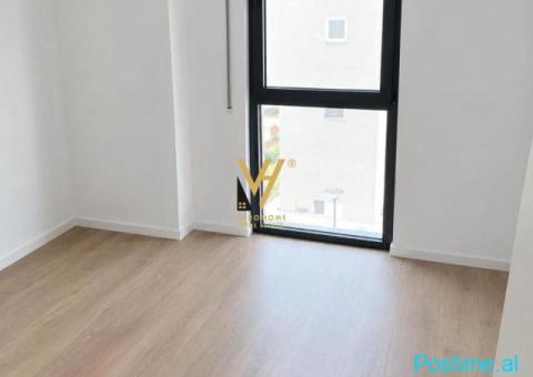 JEPET ZYRE 95 M2 ME QERA TE KOMUNA E PARISIT 70.000 LEKE - 2/3