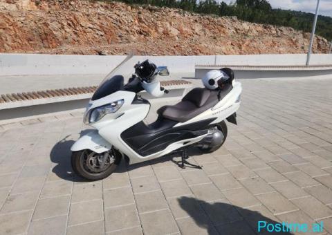 Motorr Suzuki Burgman 400 i vecante ne llojin e tij Limited - 2/4
