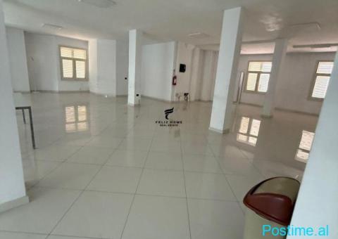 GODINE BIZNESI ME QERA 1100 M2 LAPRAKE 15.000 EURO - 2/4