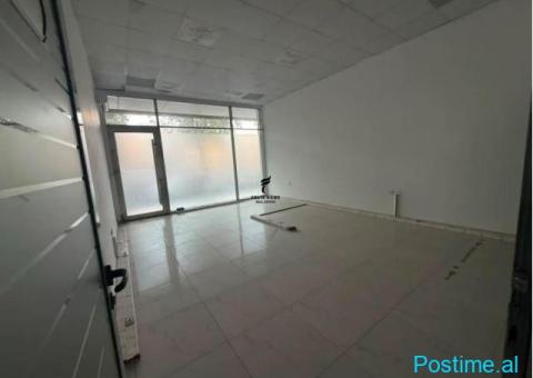 DYQAN ME QERA 415 M2 STACIONI I TRENIT 8.300 EURO FH-89236 - 1/5