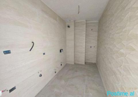 APARTAMENT 2+1+2 PRANE BULEVARDIT TE RI - 7/8