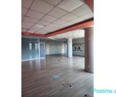 Ambient Komercial me Qira 230m2, Rruga e Kavajes