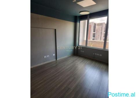 Ambient Komercial me Qira 230m2, Rruga e Kavajes - 8/8
