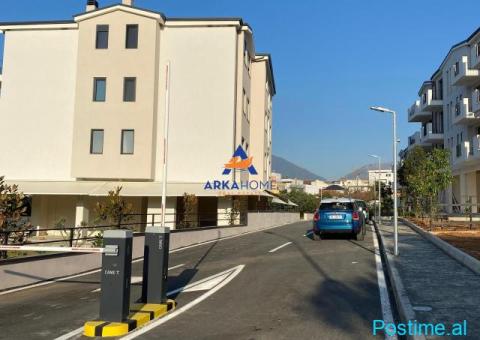 SHITEN 3 POSTE PARKIMI 75 M2 SECILI 'SAUK' 2600000 LEKE SECI - 1/3