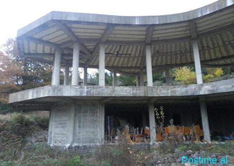 Truall për shitje - 5/5