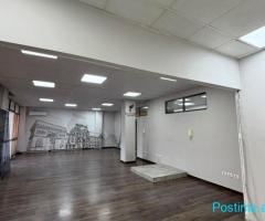 ZYRE ME QERA 220 M2 BULEVARDI ZOGU 1 200.000 LEKE FH-93297