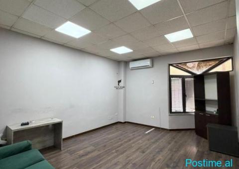 ZYRE ME QERA 220 M2 BULEVARDI ZOGU 1 200.000 LEKE FH-93297 - 4/8