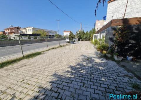 SHITET AMBIENT BIZNESI NE RRUGEN KRYESORE, SHKOZET - 3/10