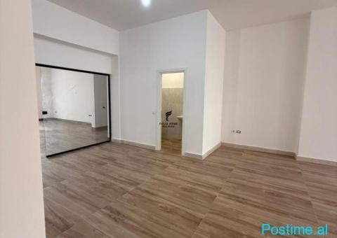 ZYRE ME QERA 154 M2 RRUGA E DURRESIT 2.600 EURO FH-93989 - 5/6