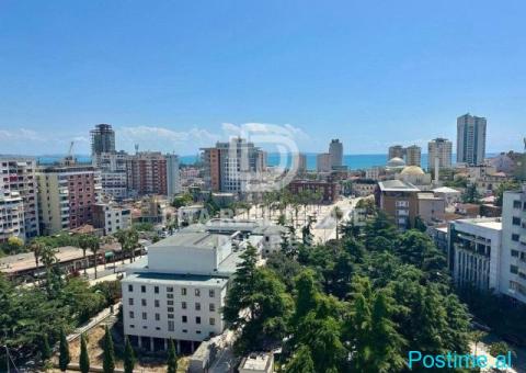 SHITET TOKE ME LEJE NDERTIMI PER DY VILA QENDER DURRES