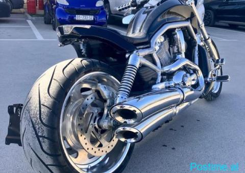 HARLEY DAVIDSON - 3/6