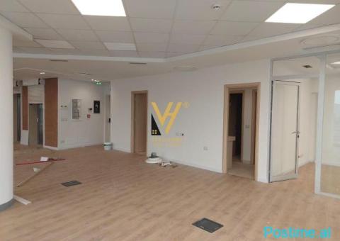 JEPET ZYRE 230 M2 ME QERA TE PALLATI ME SHIGJETA 2.600 EURO - 1/3