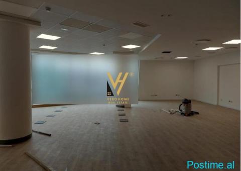 JEPET ZYRE 230 M2 ME QERA TE PALLATI ME SHIGJETA 2.600 EURO - 3/3