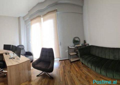 JEPET ZYRE ME QERA 140 M2 21 DHJETORI 160.000 LEKE - 4/5