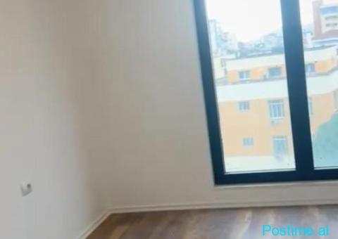 ZYRE ME QERA 106 M2 RRUGA E BARRIKADAVE 1.200 EURO - 4/4