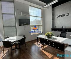 JEPET ME QERA AMBIENT ZYRE 180 M2 'ISH EKSPOZITA' 320.000 LE