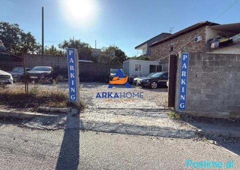JEPET ME QIRA TOKE 300 M2 'RRUGA FRANG BARDHI, PRANË SHKOLLË - 3/4