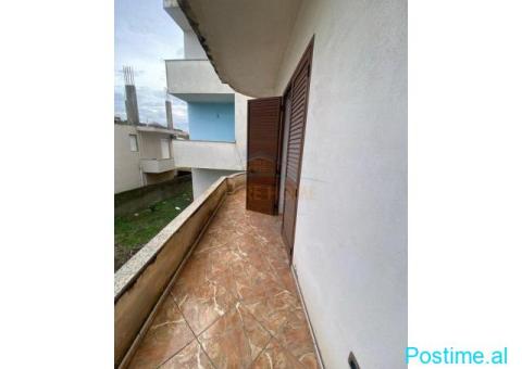 0696044423Shitet, Shtepi Private 2-Katëshe, Plazh Iliria, Du - 7/10