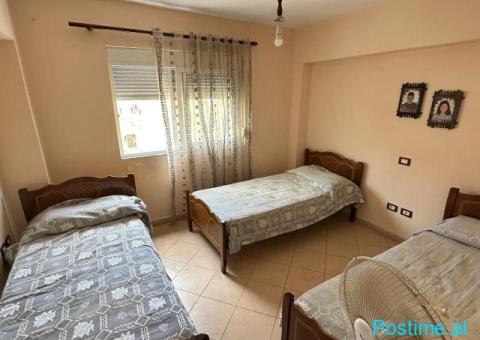JEPET ME QERA APARTAMENT 2+1, PRANE DEGES, DURRES. - 2/5