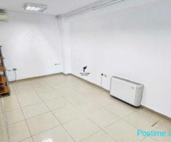 ZYRE ME QERA 300 M2 RRUGA E DIBRES 2.600 EURO FH-65896