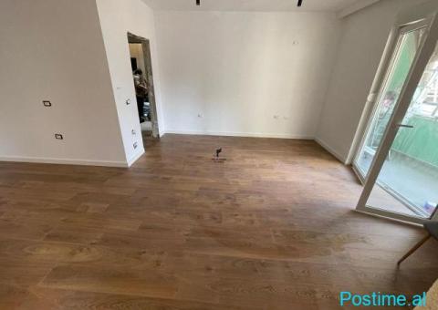ZYRE ME QERA 67 M2 RRUGA E ELBASANIT 1.000 EURO FH-66247 - 2/4