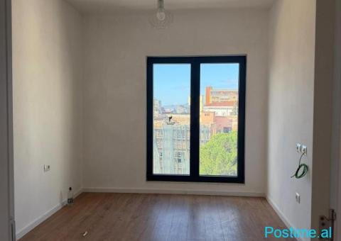 ZYRE ME QERA 100 M2 RRUGA E BARRIKADAVE 90.000 LEKE FH-98828 - 1/7
