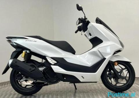 2026 Honda PCX125 - 3/5