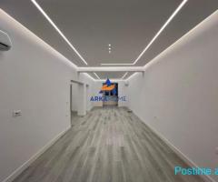 JEPET AMBIENT PËR ZYRË ME QERA 80M2 'RRUGA E BARRIKADAVE' 10