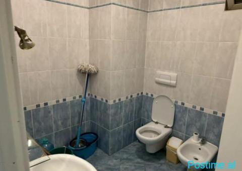 JEPET ME QERA AMBIENT BIZNESI PRANE GJYKATES,DURRES - 2/8