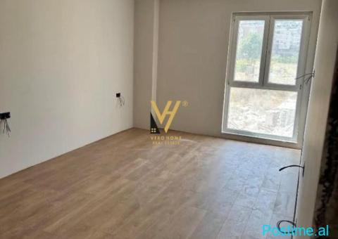 JEPET AMBIENT BIZNESI 117 M2 ME QIRA KOMUNA E PARISIT 1.700E - 3/3