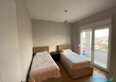 Jepet me qera apartamenti, 2+1+2, Pallatet e Verdha, Tirane - 1/9