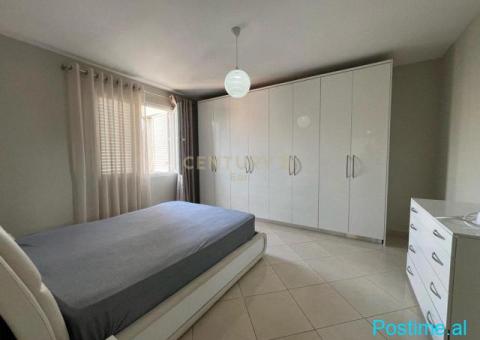 +355684394200 Apartament 2+1+2 me qira në Qender, Durrës - 5/10