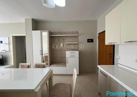 +355684394200 Apartament 2+1+2 me qira në Qender, Durrës - 8/10