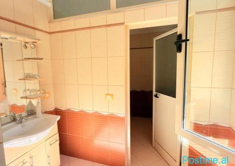 JEPET ME QERA AMBIENT BIZNESI PRANE BASHKISE, DURRES - 5/5