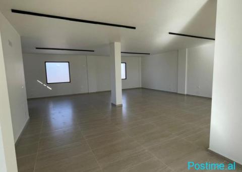 Jepet me Qira Ambient Komercial | Tregu, Durrës