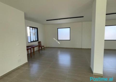 Jepet me Qira Ambient Komercial | Tregu, Durrës - 2/2