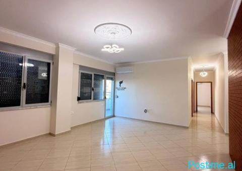 ZYRE ME QERA 130 M2 RRUGA E DIBRES 130.000 LEKE FH-81026 - 1/5