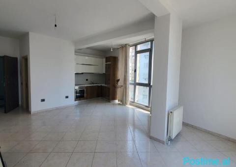 ZYRE ME QERA 110 M2 KOMUNA E PARISIT 1430 EURO FH-81361 - 3/7