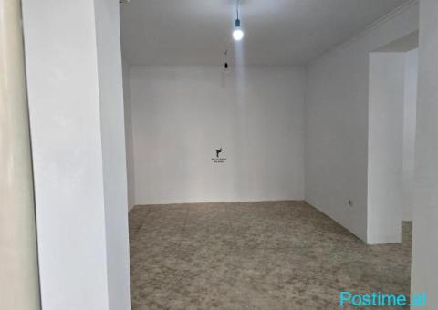 SHITET DYQAN & GARSONIERE RRUGA E KAVAJES 195.000 EURO FH-81 - 1/5