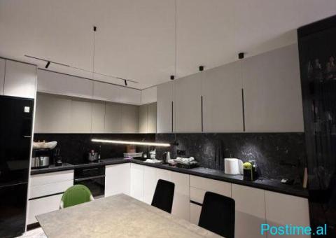 Shitet Apartament Luksoz 2+1 tek Fusha e Ali Demit, Tiranë - 2/4