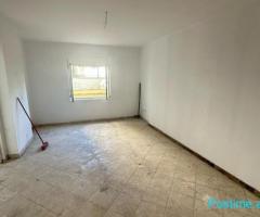 SHITET APARTAMENT 1+1+VERANDE, ISH URT, DURRES