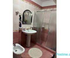 Apartament 2+1+ parking per qira perballe shkolles Deshmoret