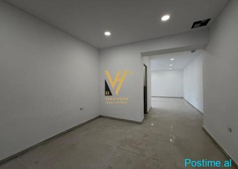 JEPET DYQAN 52 M2 ME QERA NE XHAMLLIK 1.000 EURO - 3/4