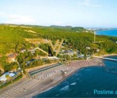 SHITET TOKE 30.000 M2 NE KAVAJE, PLAZHI I GJENERALIT