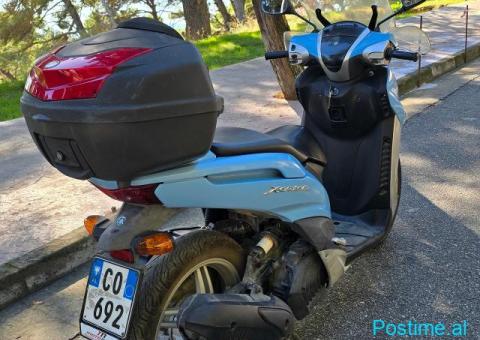 Yamaha XENTER 125 model 2013. - 6/8